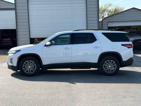 Used 2023 Chevrolet Traverse LT image 8