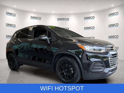 Used 2022 Chevrolet Trax LS w/ Tint and Cruise Package