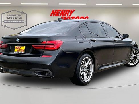 Used 2019 BMW 740i xDrive w/ M Sport Package AWD/4WD image 6