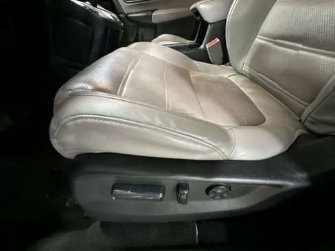 Used 2017 Honda CR-V EX-L image 18