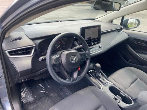 Used 2024 Toyota Corolla LE FWD image 12