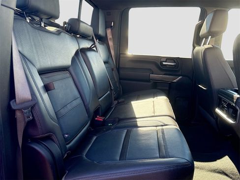 Used 2023 GMC Sierra 2500 Denali w/ Denali Ultimate Package image 28