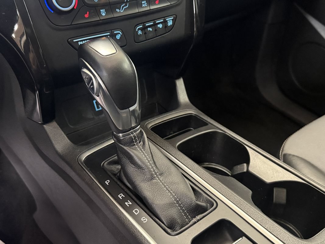 Used 2019 Ford Escape Titanium AWD/4WD image 17