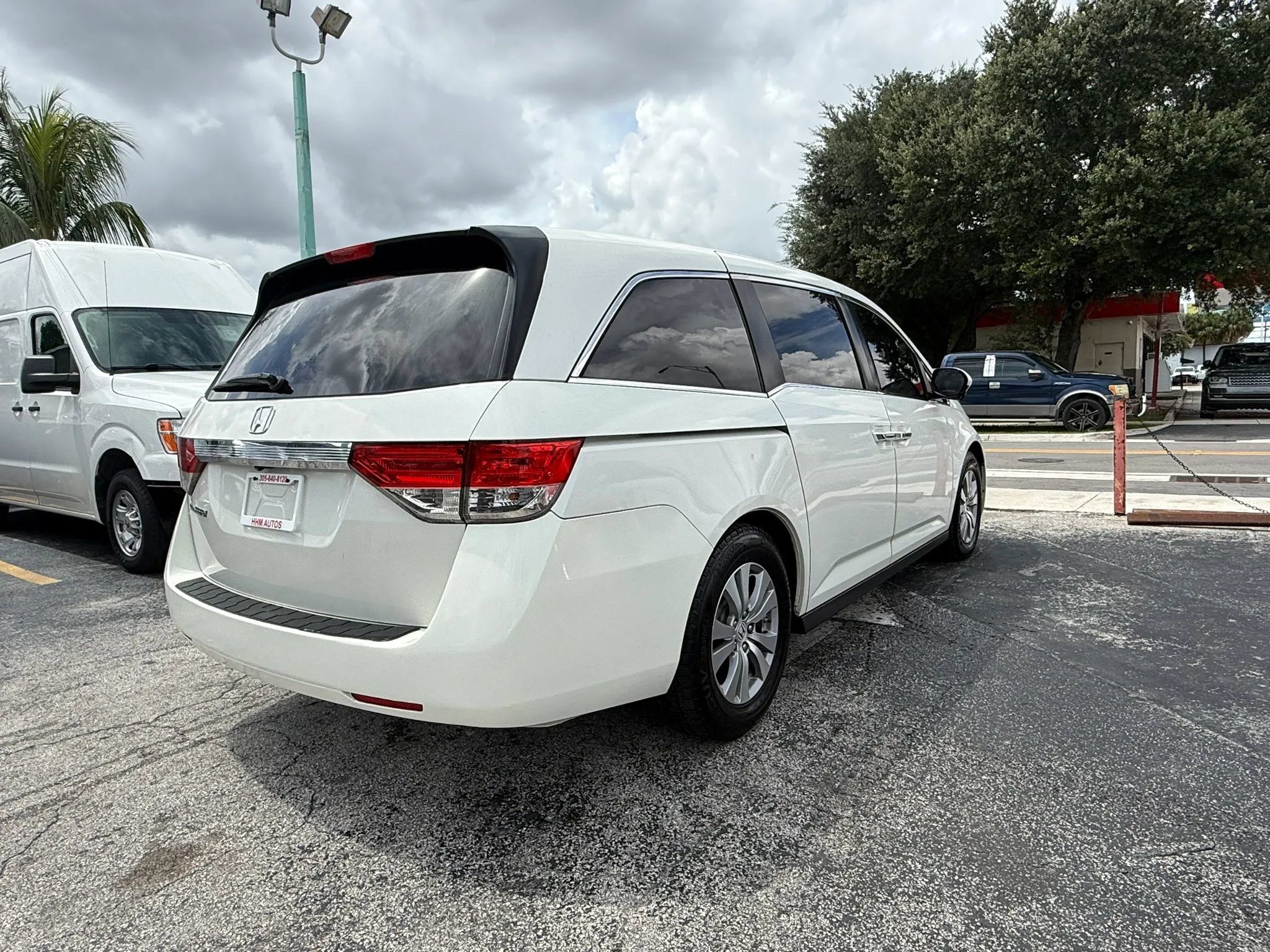 Used 2015 Honda Odyssey EX-L image 5