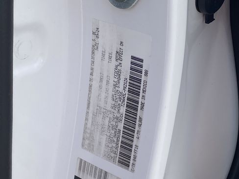 Certified 2024 Toyota Tacoma SR5 image 31