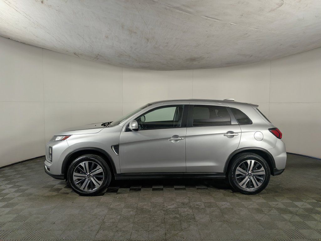 Used 2022 Mitsubishi Outlander Sport SE AWD/4WD image 3