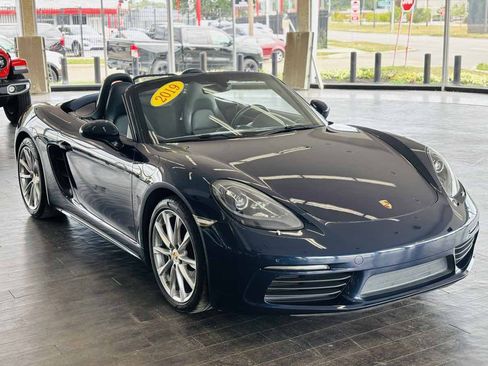 Used 2019 Porsche 718 Boxster RWD image 1