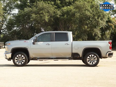 Used 2024 Chevrolet Silverado 2500 LT AWD/4WD image 4