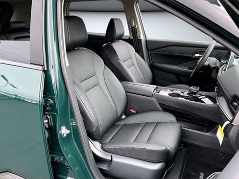 New 2026 Nissan Rogue SV image 11