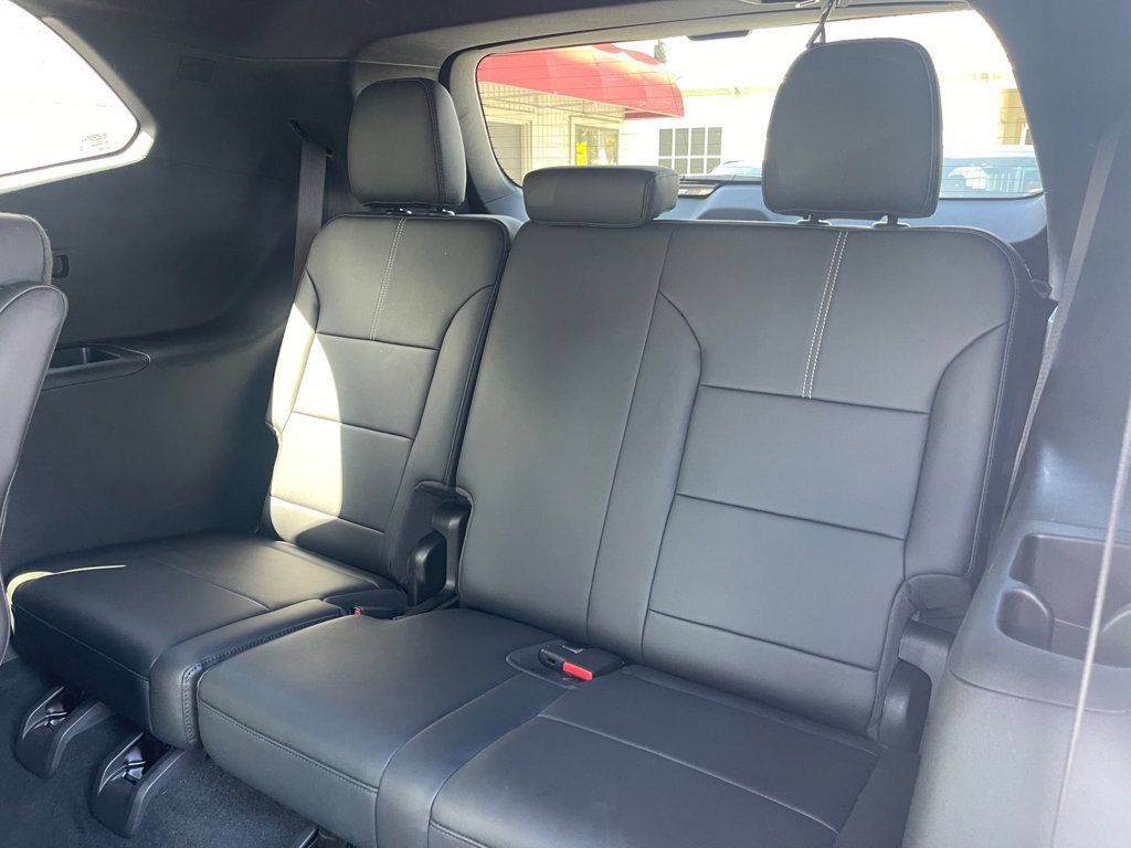 Used 2026 GMC Acadia Elevation w/ Elevation Premium Package FWD image 14