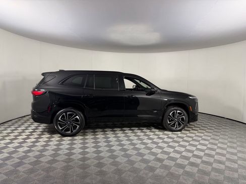 Used 2025 Buick Enclave Sport Touring image 6