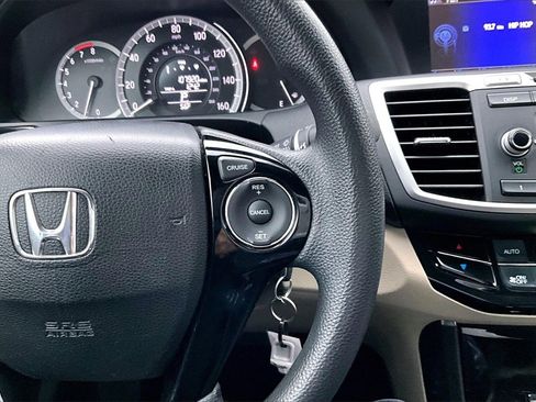 Used 2017 Honda Accord LX image 16