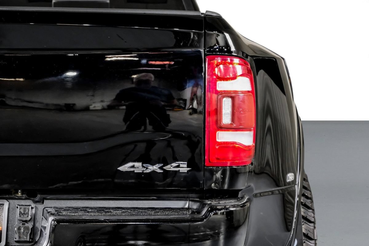 Used 2024 RAM 3500 Laramie w/ Towing Technology Group AWD/4WD image 43