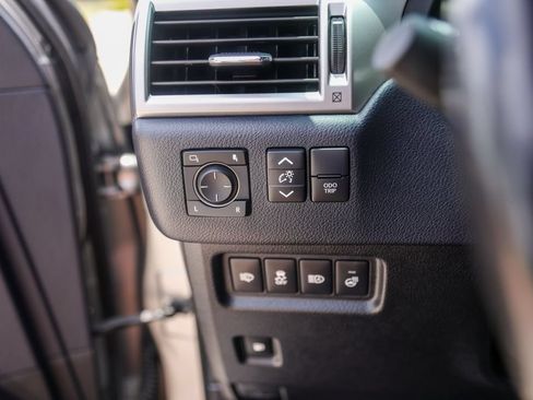 Used 2023 Lexus GX 460 Premium w/ Premium Plus Package AWD/4WD image 15