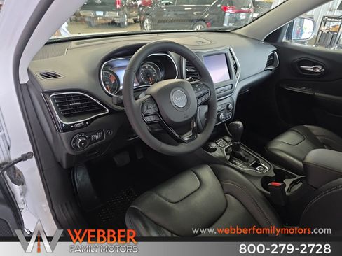 Used 2023 Jeep Cherokee Altitude Lux w/ Lux Elite Package AWD/4WD image 13