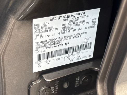 Used 2015 Ford F250 XLT w/ XLT Premium Package AWD/4WD image 35