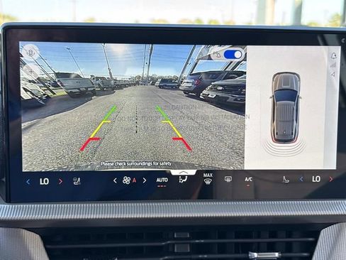 New 2026 Ford Explorer Active w/ Active Comfort Package image 25