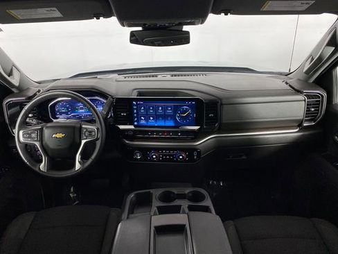 Used 2023 Chevrolet Silverado 1500 LT AWD/4WD image 14