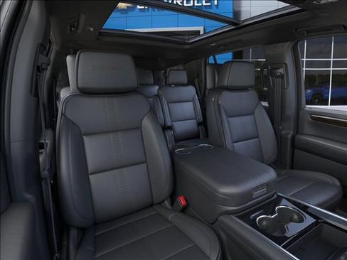 New 2026 Chevrolet Tahoe High Country AWD/4WD image 16
