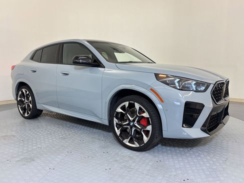 Used 2026 BMW X2 xDrive28i w/ M Sport Package AWD/4WD image 7