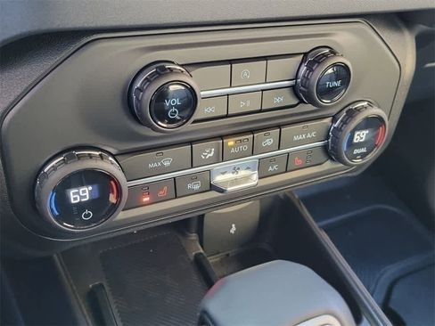 New 2025 Ford Bronco Big Bend image 15