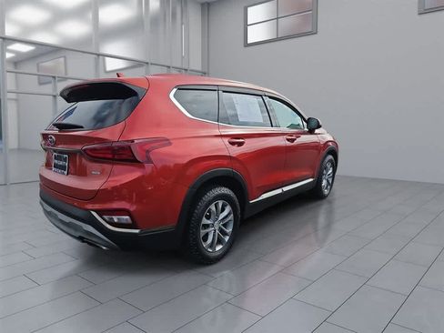 Used 2019 Hyundai Santa Fe SEL AWD/4WD image 9