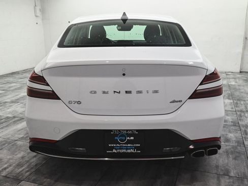 Used 2023 Genesis G70 2.0T image 5