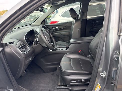 Used 2023 Chevrolet Equinox Premier image 5