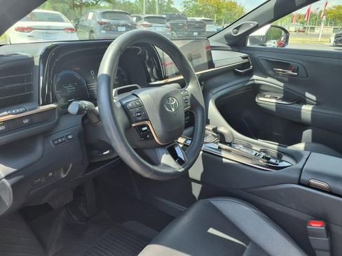 Used 2024 Toyota Crown Limited w/ Advanced Technology Package image 15