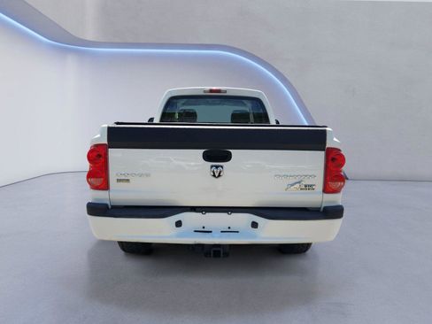 Used 2009 Dodge Dakota Big Horn w/ Extra Security Group RWD image 4