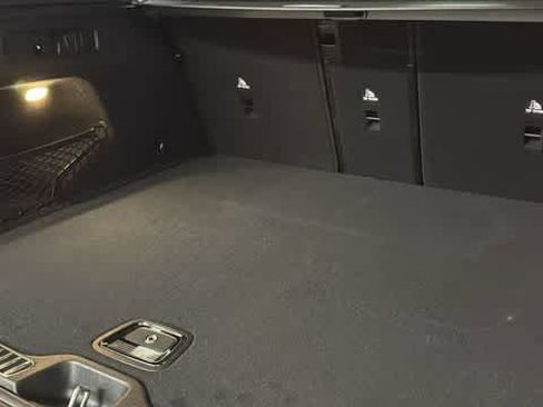 Certified 2026 Mercedes-Benz GLC 300 4MATIC image 32