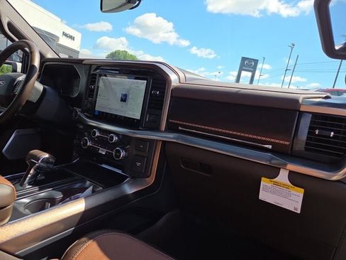 Used 2025 Ford F150 King Ranch AWD/4WD image 17