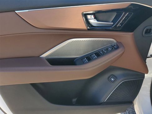 Certified 2023 Acura MDX FWD w/ Technology Package image 20