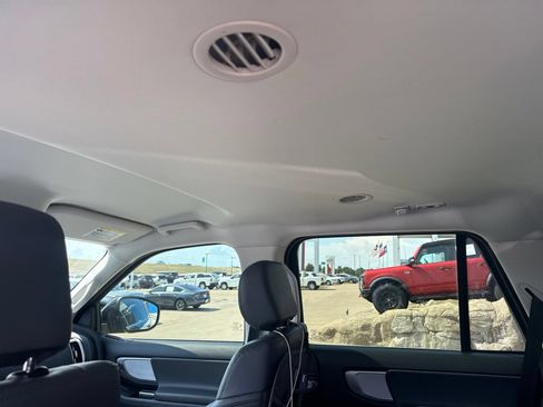 Used 2026 Ford Expedition Active AWD/4WD image 17
