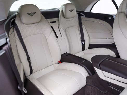 Used 2022 Bentley Continental GT AWD/4WD image 33