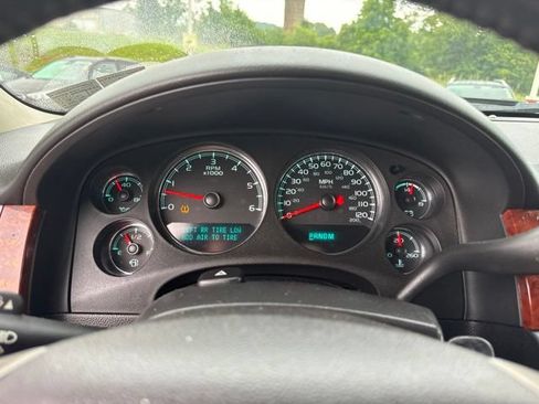 Used 2012 Chevrolet Tahoe LT AWD/4WD image 20