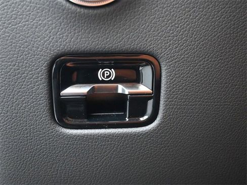 New 2026 Mercedes-Benz GLC 300 image 18