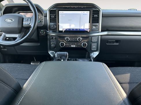 Used 2022 Ford F150 XLT w/ Equipment Group 302A High image 13