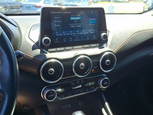 Used 2022 Nissan Sentra SR w/ SR Premium Package FWD image 19
