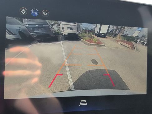 New 2026 Chevrolet Equinox ACTIV w/ Convenience Package III image 19