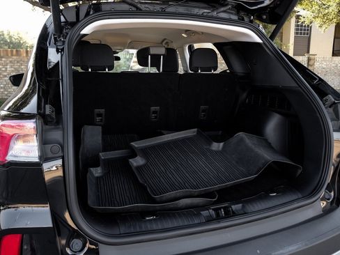 Used 2022 Ford Escape SE w/ Convenience Package image 65