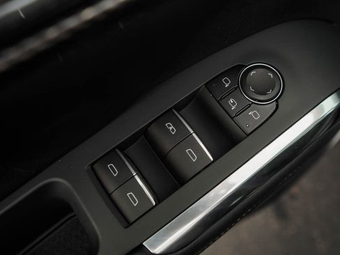 New 2026 Chevrolet Traverse High Country AWD/4WD image 19