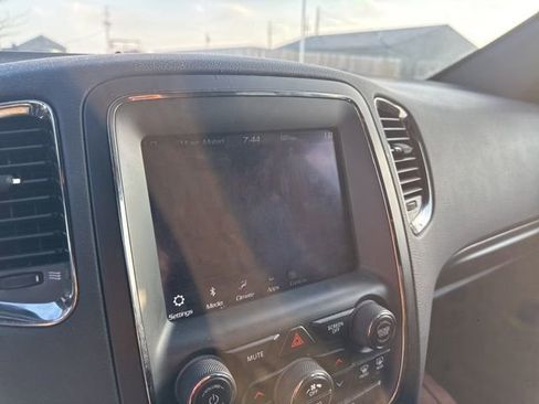 Used 2018 Dodge Durango SRT w/ Technology Group AWD/4WD image 30