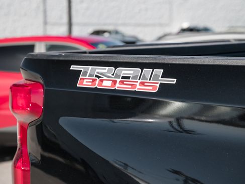 New 2026 Chevrolet Silverado 1500 LT Trail Boss w/ Convenience Package II image 13