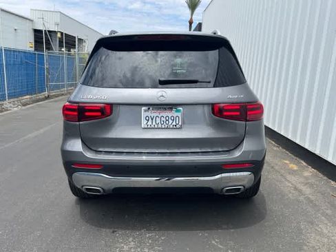 Used 2026 Mercedes-Benz GLB 250 4MATIC image 5