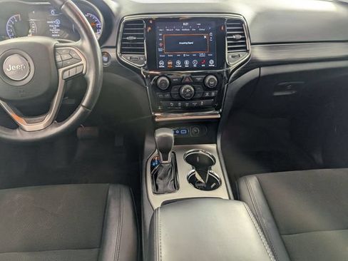 Certified 2021 Jeep Grand Cherokee Laredo X RWD image 25