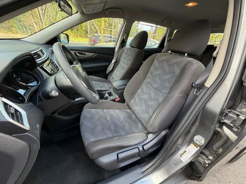 Used 2016 Nissan Rogue S image 22