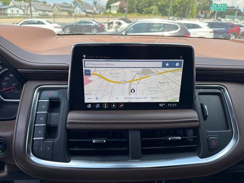 Used 2021 Chevrolet Suburban High Country image 27