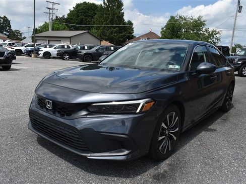 Used 2024 Honda Civic EX-L image 7