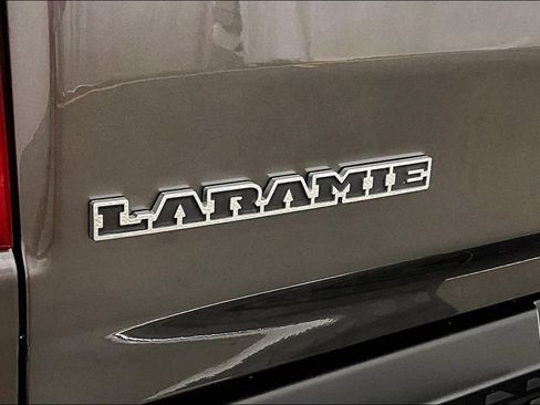 Used 2021 RAM 1500 Laramie AWD/4WD image 25